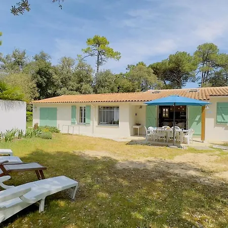 Villa Charmante Location Sous Les Pins Et A Proximite De La Plage *